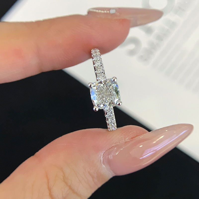 Halo Ring