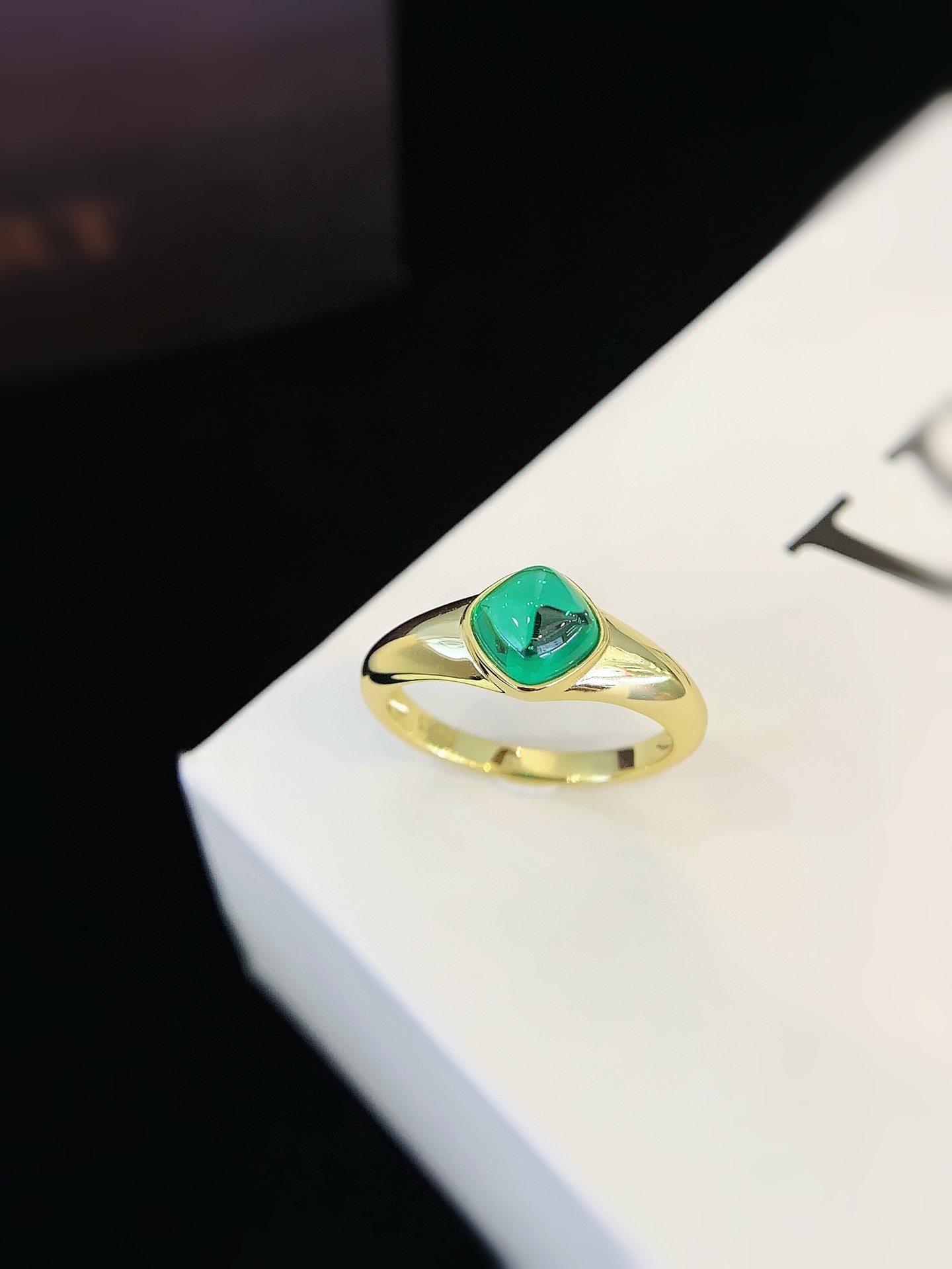 S925 Silver Ring Gold Plated with 6x6mm Emerald Sugar Tower Ring