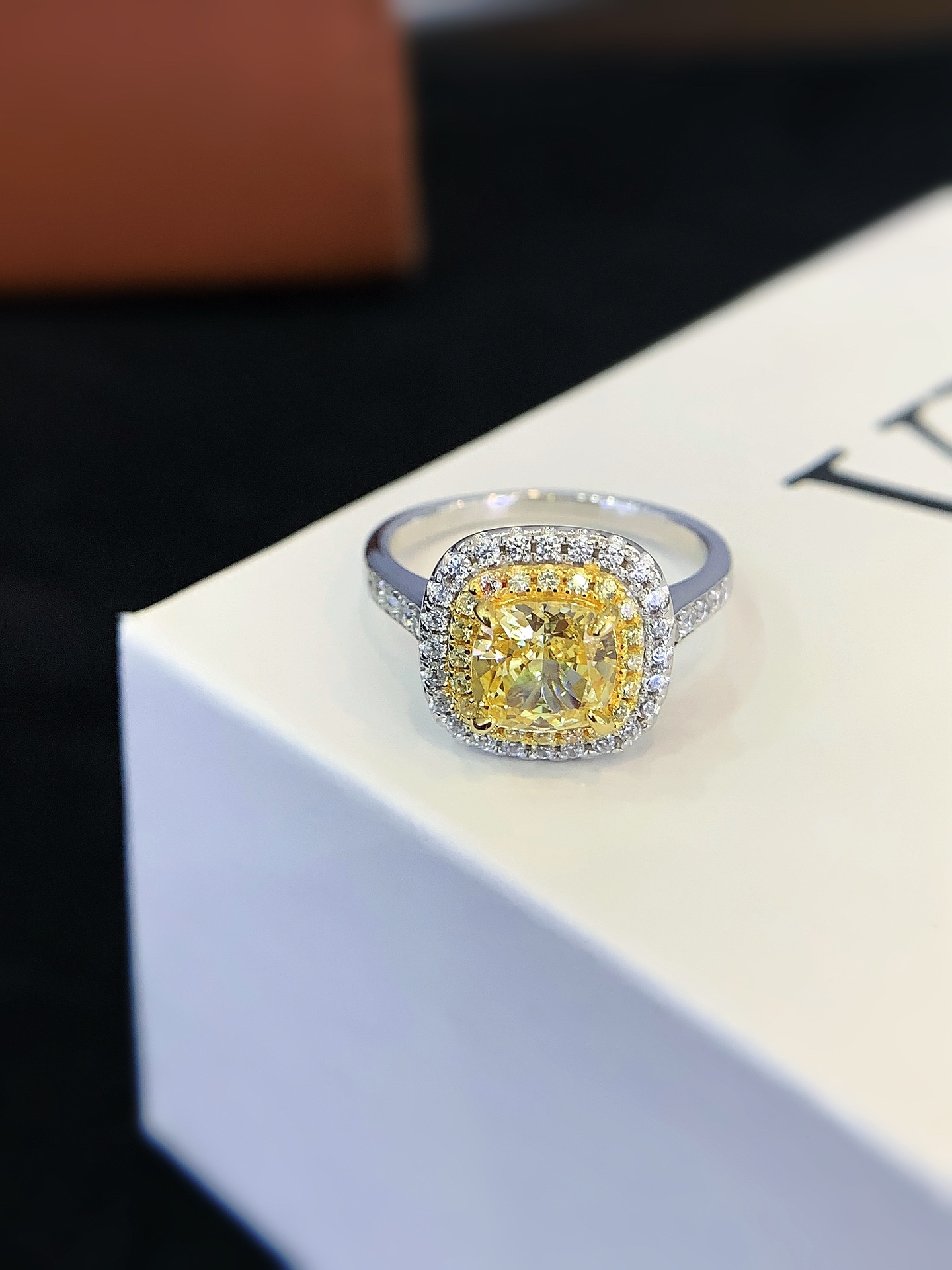S925 Pure Silver Yellow Lab Gems Luxury square Bag Full Diamond Ring