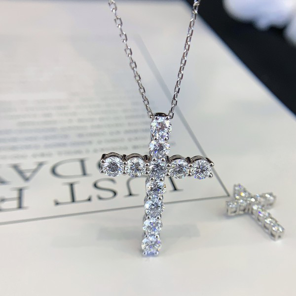 Fine Jewelry Bling Iced out White Gold Cross Jesus Pendant Necklace